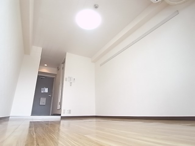 その他部屋・スペース　広くて明るい寝室