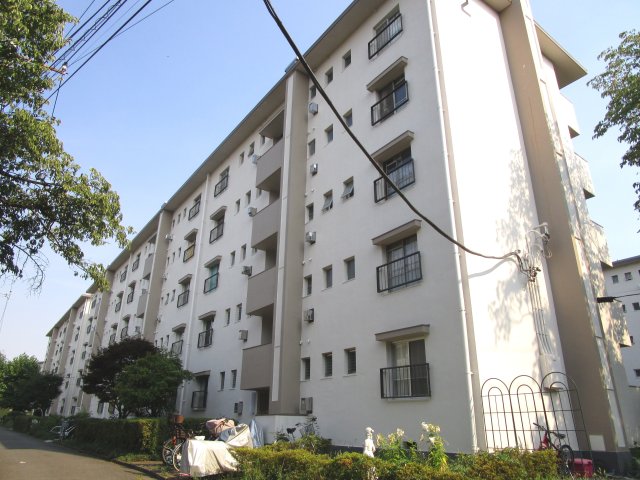 諏訪原団地1街区2号棟