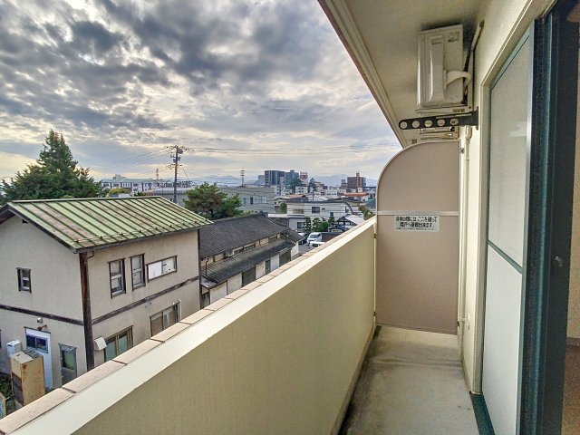バルコニー