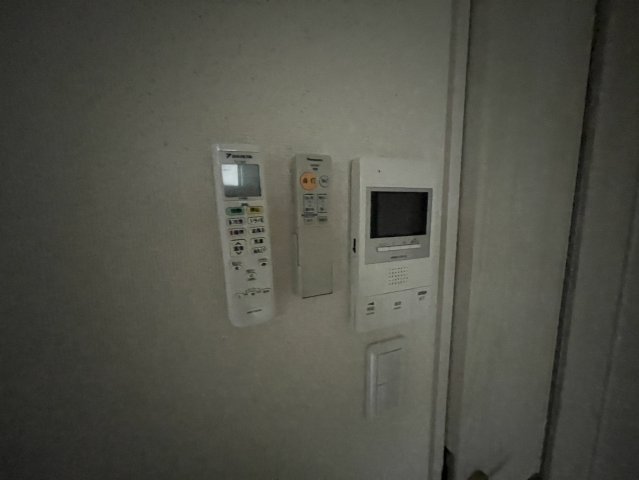 セキュリティ　同物件別部屋写真