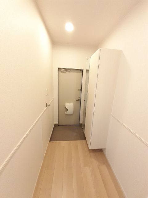 フィレールAの玄関写真