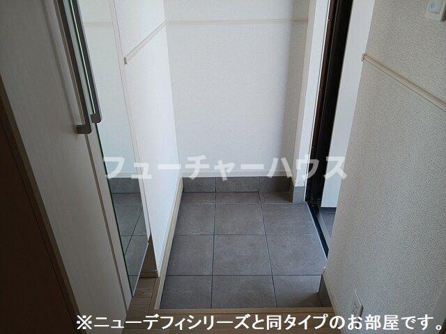 玄関　ゆったりとした玄関です