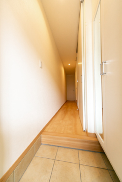 玄関　※写真は同タイプ住戸です。