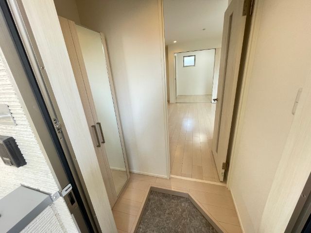 玄関　シューズボックス付き玄関です