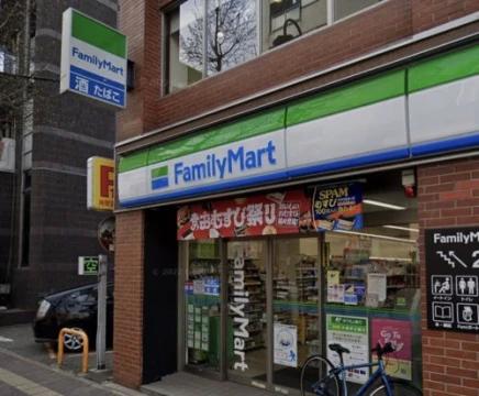 コンビニ　ファミリーマート 池下駅前店（コンビニ）まで447m
