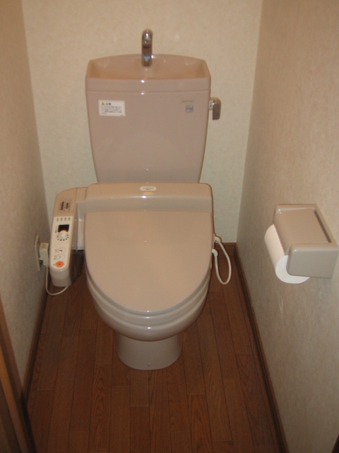 フォーチュン春日町のトイレ写真
