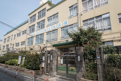 【ガレリア東新宿の小学校】