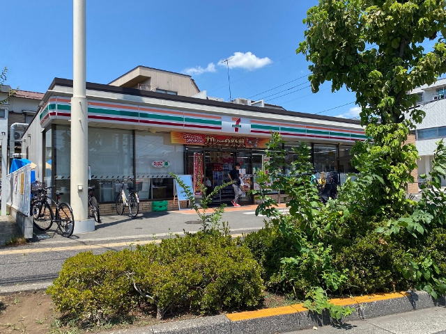 コンビニ　セブンイレブン立川富士見町店（コンビニ）まで215m