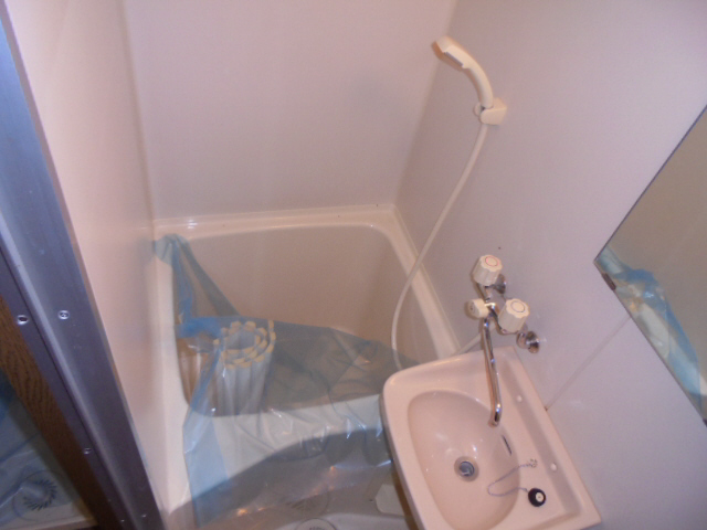 バス・シャワールーム　浴室