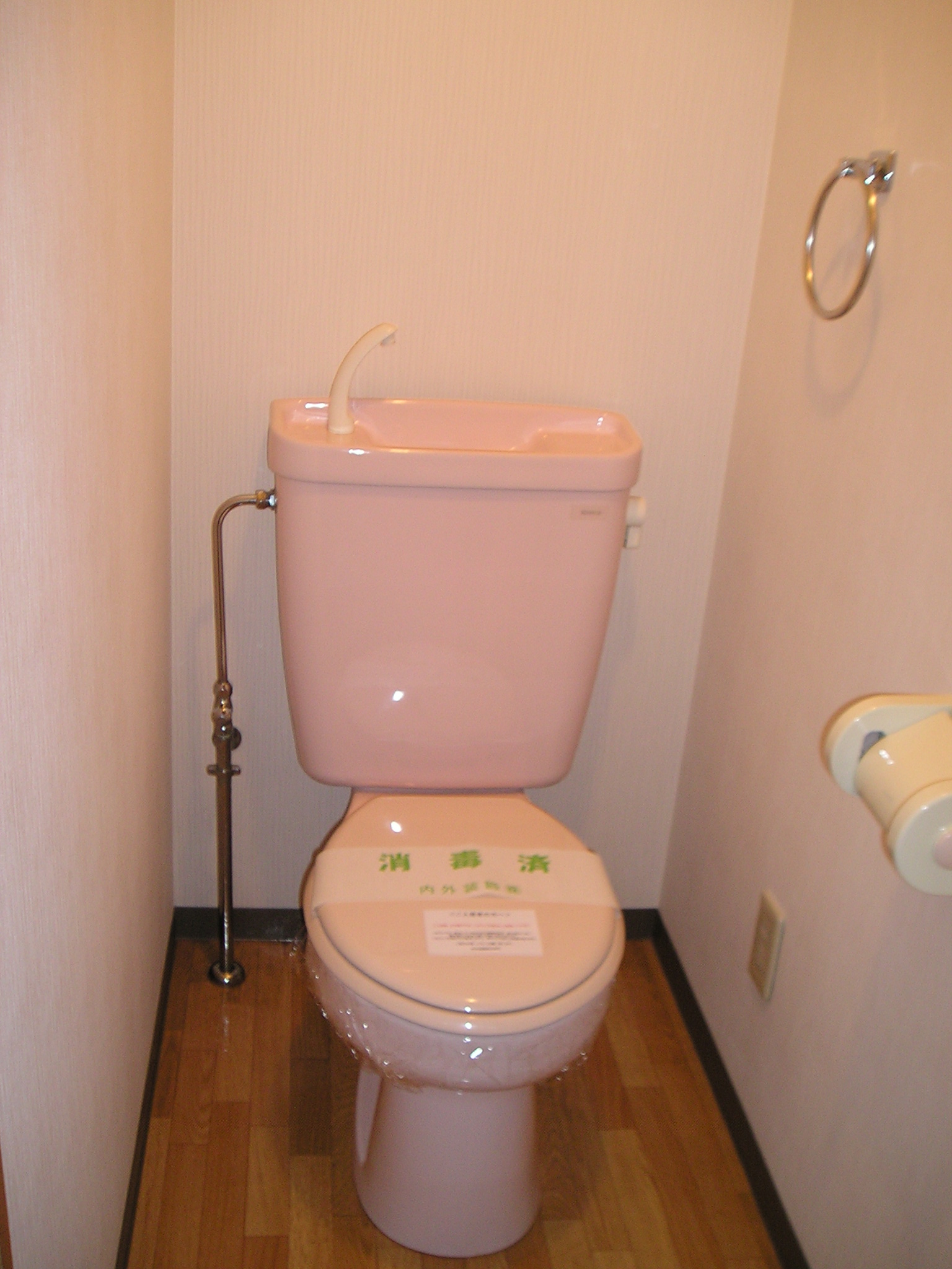 トイレ　写真は同じ間取りの部屋です。