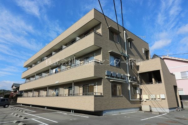 CARTY黒子の建物外観