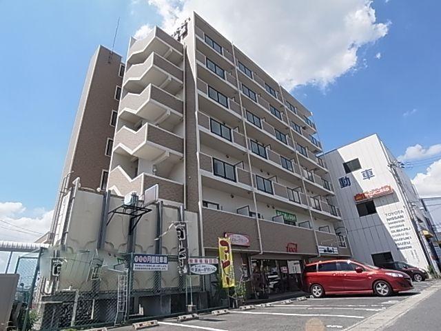 香芝市瓦口のマンションの建物外観