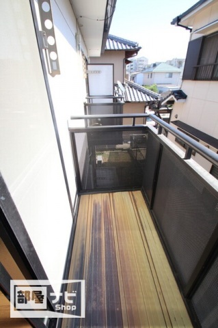 【カレッジハイツ山地のバルコニー】