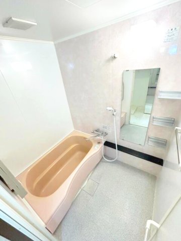 バス・シャワールーム　きれいなお風呂です