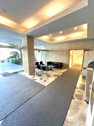 ロビー　ゆとりのあるロビーです