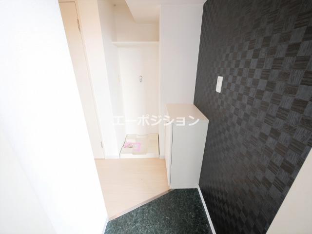 玄関　エルミタージュ難波南V