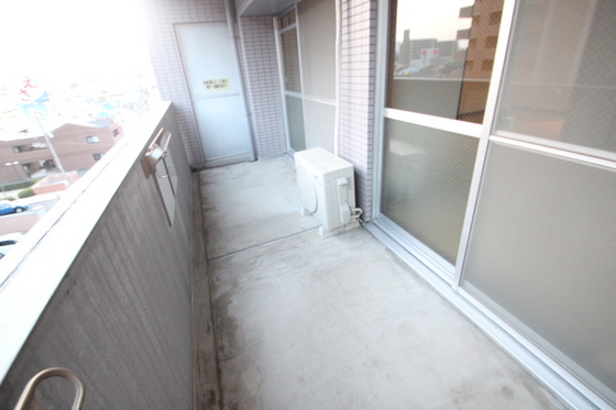 バルコニー　※別号室の写真です