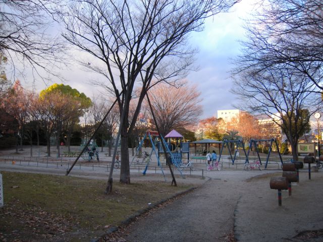 公園　西一社中央公園（公園）まで540m