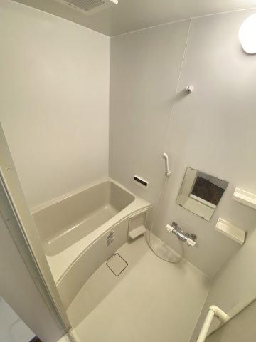 バス・シャワールーム　ゆったり過ごせるお風呂です