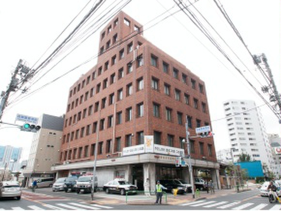 警察署・交番　高輪警察署（警察署・交番）まで565m