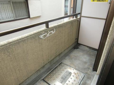 　バルコニー　ベランダ