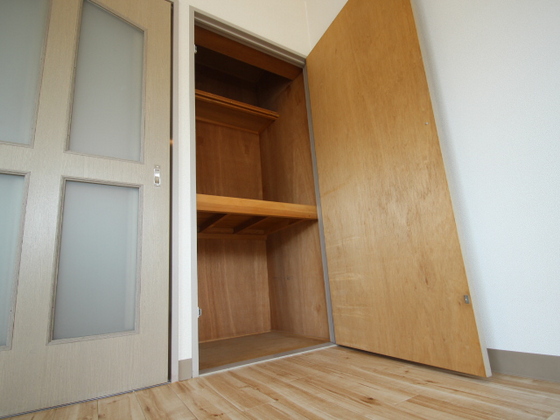収納　※別部屋の写真です