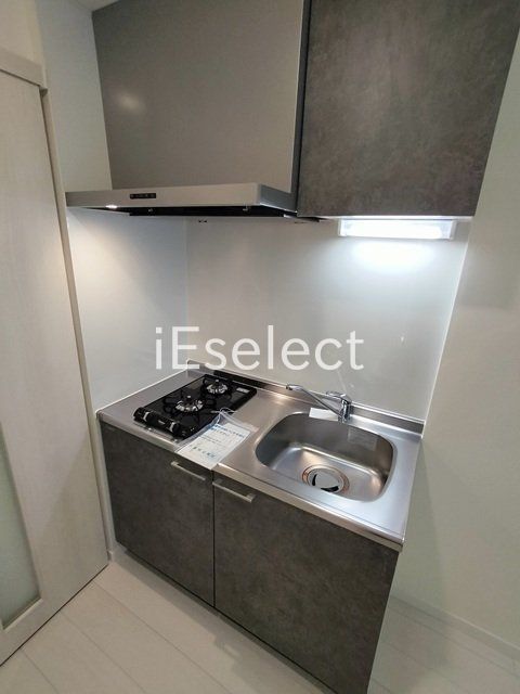 キッチン　お料理好きには嬉しい2口のシステムキッチン