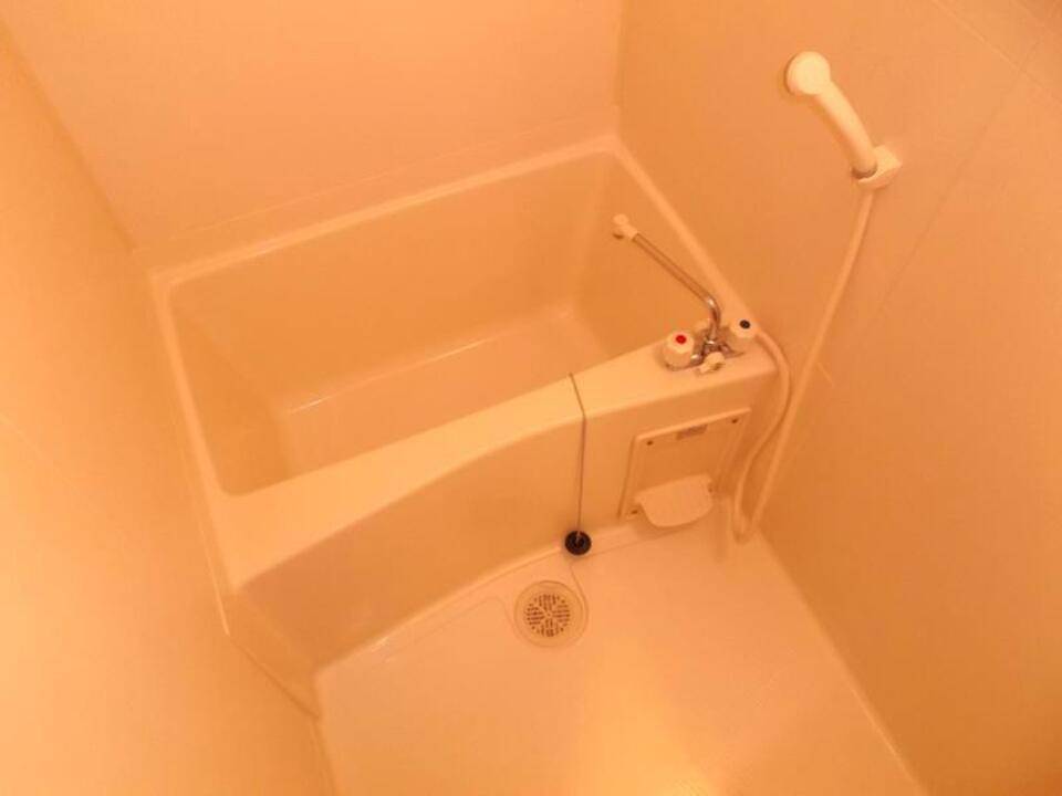 バス・シャワールーム　浴室