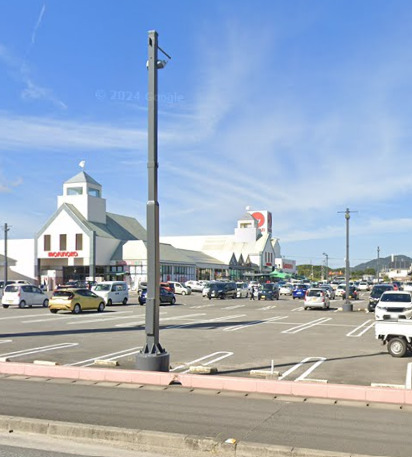 スーパー　マルナカ 白鳥店（スーパー）まで2695m