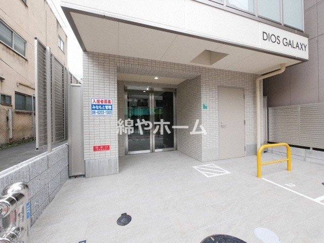 エントランス　清潔なエントランスです