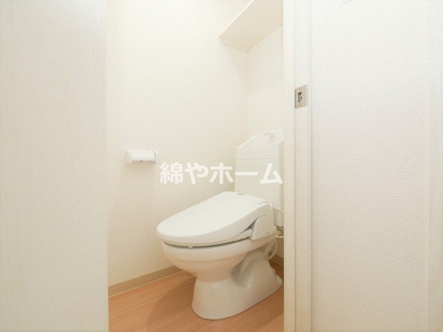 トイレ　コンパクトで使いやすいトイレです