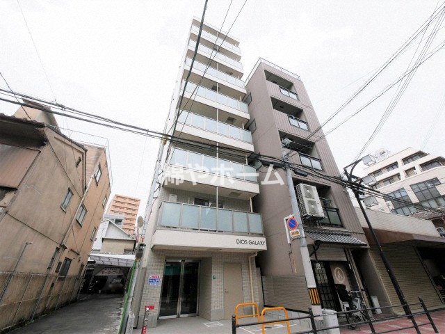建物外観　落ち着いた雰囲気の外観です