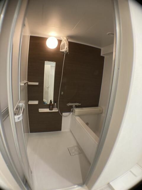 バス・シャワールーム　お風呂で日々の疲れを落としましょう