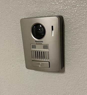 セキュリティ　モニタ付インターホンです。