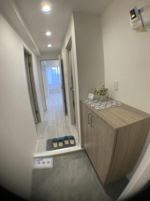 玄関　収納もある玄関です