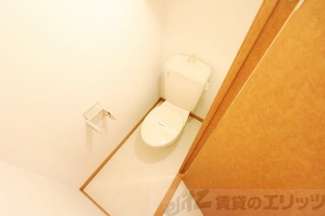 レオパレスM’s innIIのトイレ写真