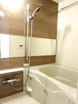 グランジュテ舟木　バス・シャワールーム　バス