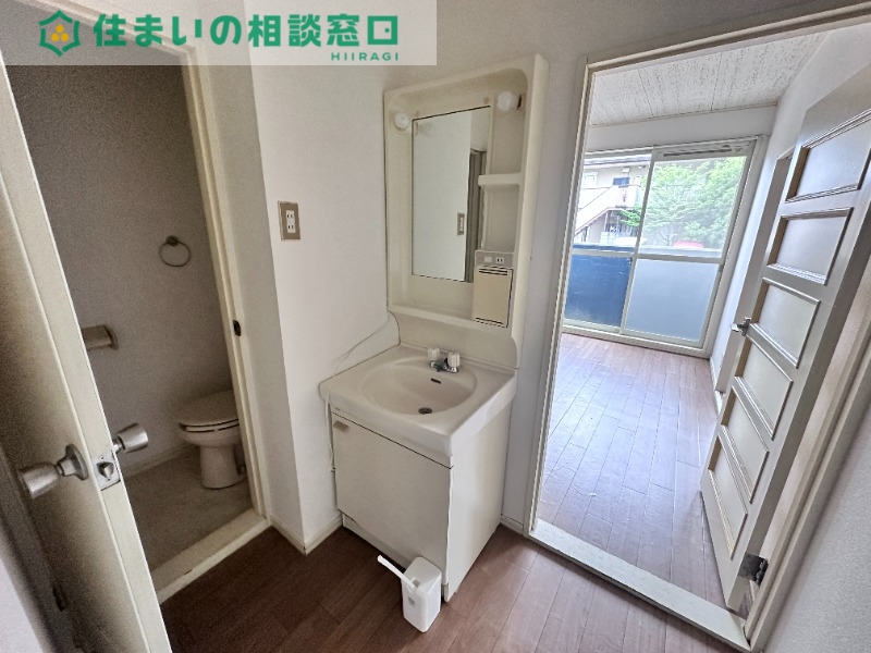 洗面設備　同型