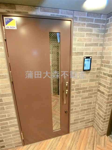 エントランス　TVモニター付オートロック　エントランス