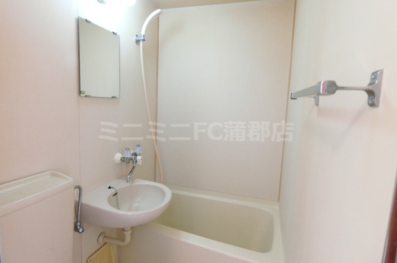 バス・シャワールーム　同タイプ