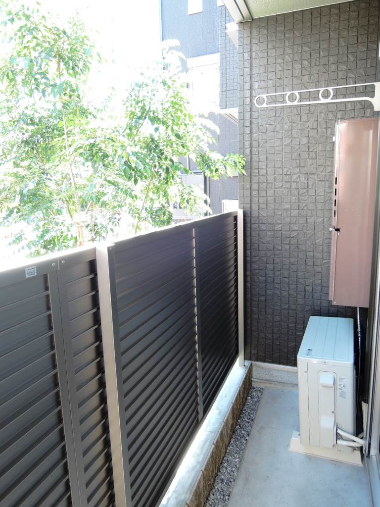 バルコニー　バルコニー