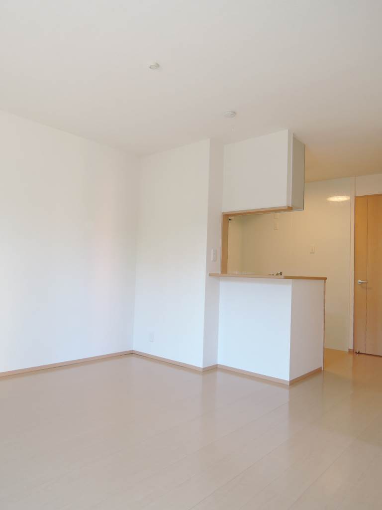 居室・リビング　明るいリビング