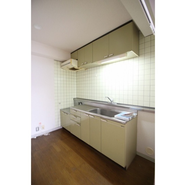 キッチン　広々としたキッチンで快適なお料理を♪