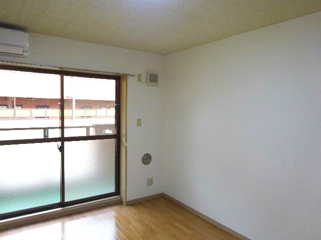 居室・リビング　同仕様