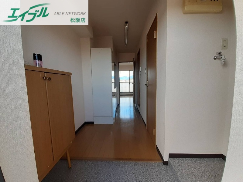 玄関　同型参考写真