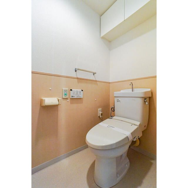 トイレ　トイレもきれいです