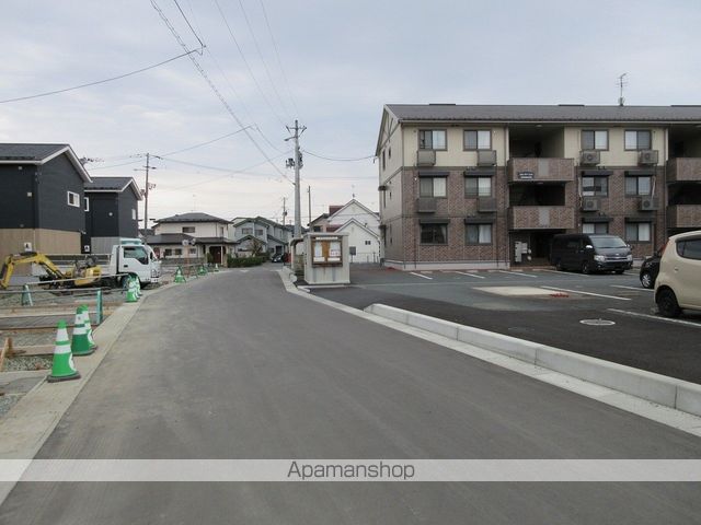 その他　周辺道路（その他）まで0m