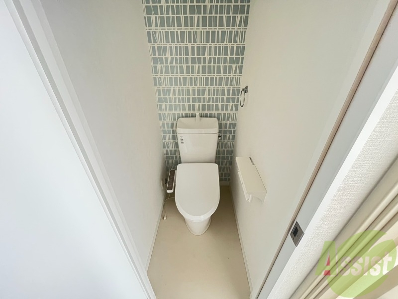 トイレ　シンプルなトイレです