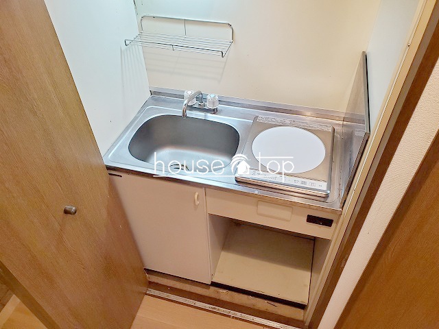 キッチン　IHクッキングヒーター完備