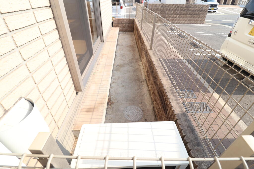 バルコニー　バルコニー